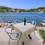 Seaside With A Swimming Pool Lumbarda, Korcula - 9303 Lejlighed