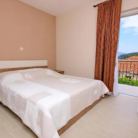 Seaside With A Swimming Pool Lumbarda, Korcula - 9303 شقة لومباردا