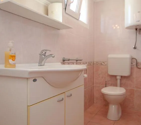 Seaside With A Swimming Pool Lumbarda, Korcula - 9303 Apartament