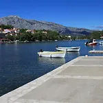 Seaside With A Swimming Pool Lumbarda, Korcula - 9303 Apartment *
