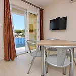 Apartman Seaside With A Swimming Pool Lumbarda, Korcula - 9303