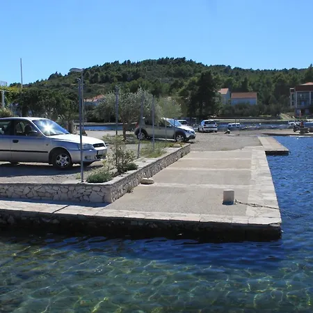 Seaside With A Swimming Pool Lumbarda, Korcula - 9303 Apartman *