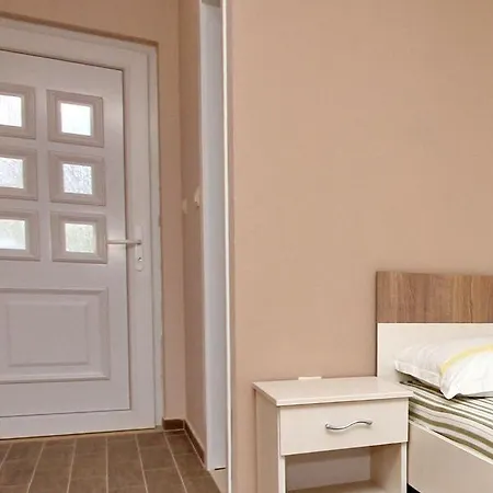 Apartamento Seaside With A Swimming Pool Lumbarda, Korcula - 9303 Lumbarda