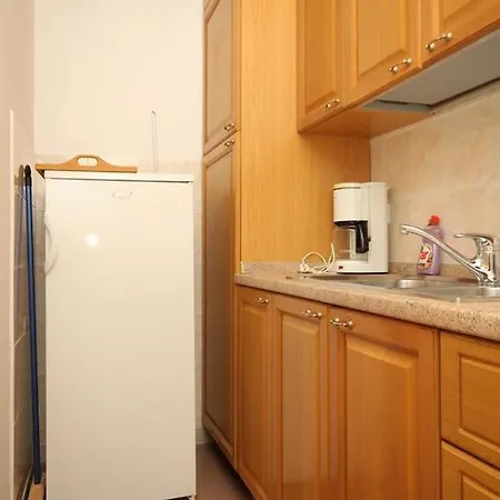 Appartamento Seaside With A Swimming Pool Lumbarda, Korcula - 9303