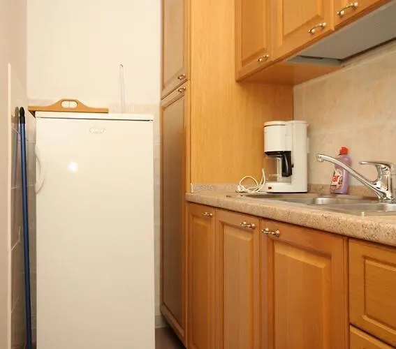 Appartement Seaside With A Swimming Pool Lumbarda, Korcula - 9303